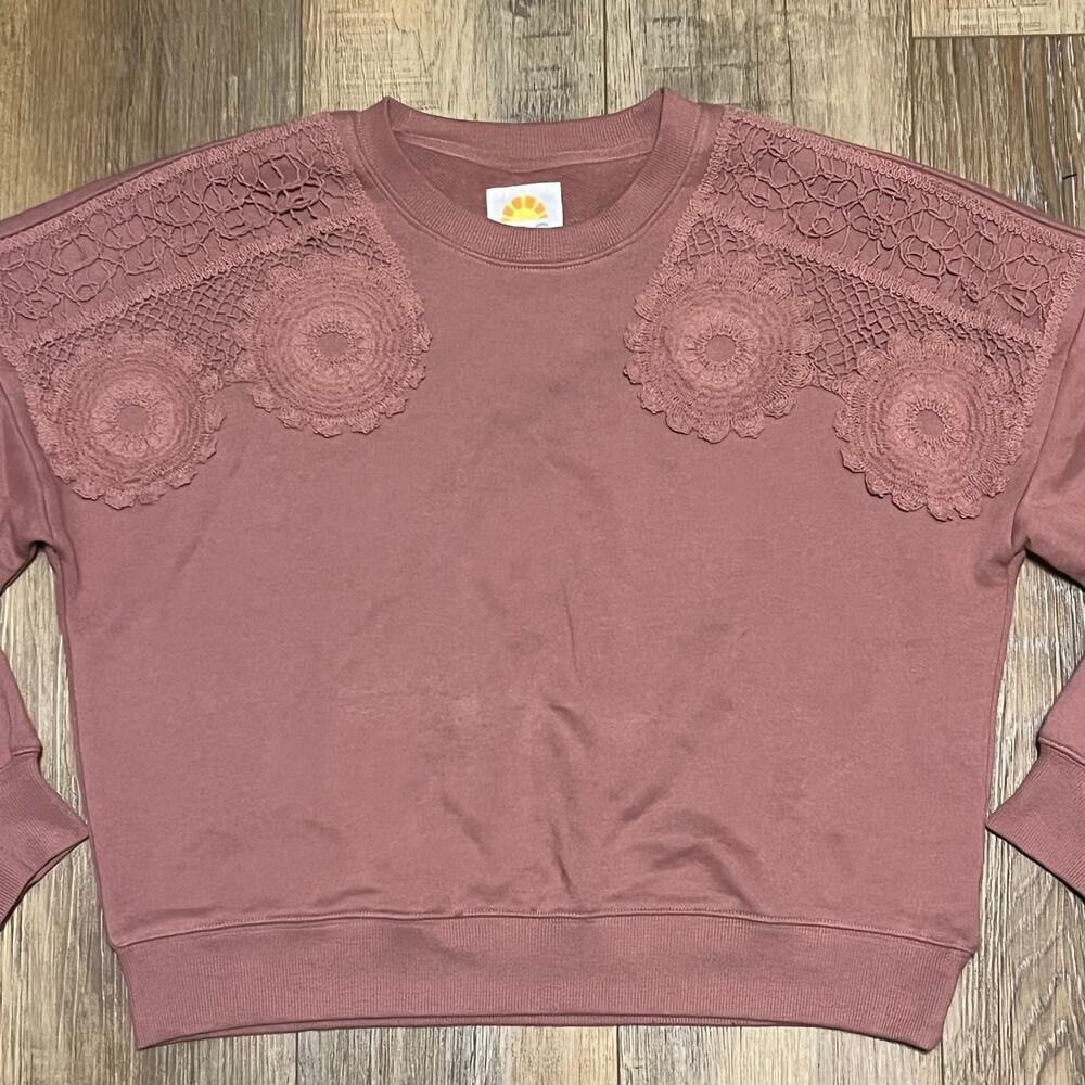 C&C California Lace Daisy Sweatshirt sweater Pullover Mauve Rose M Preppy Boho - Picture 4 of 7